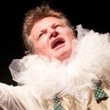 Photo Flash: Geraint Wyn Davies Stars as Dylan Thomas in DO NOT GO GENTLE